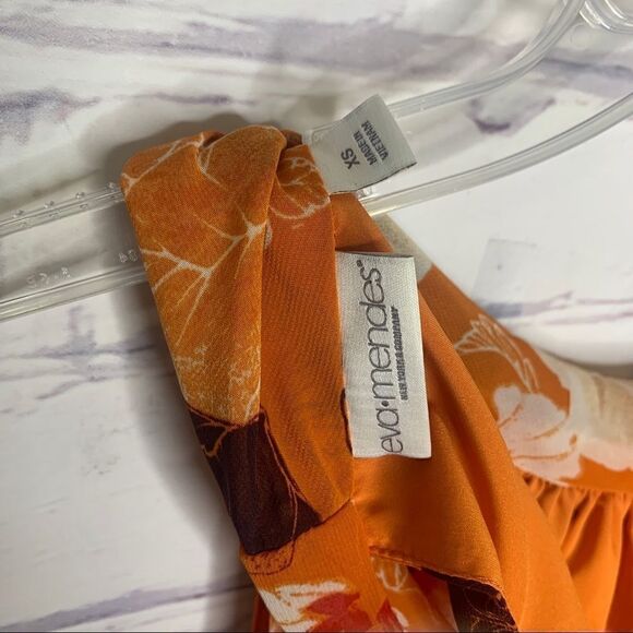 Eva Mendes XS or Small orange top - Picture 3 of 4